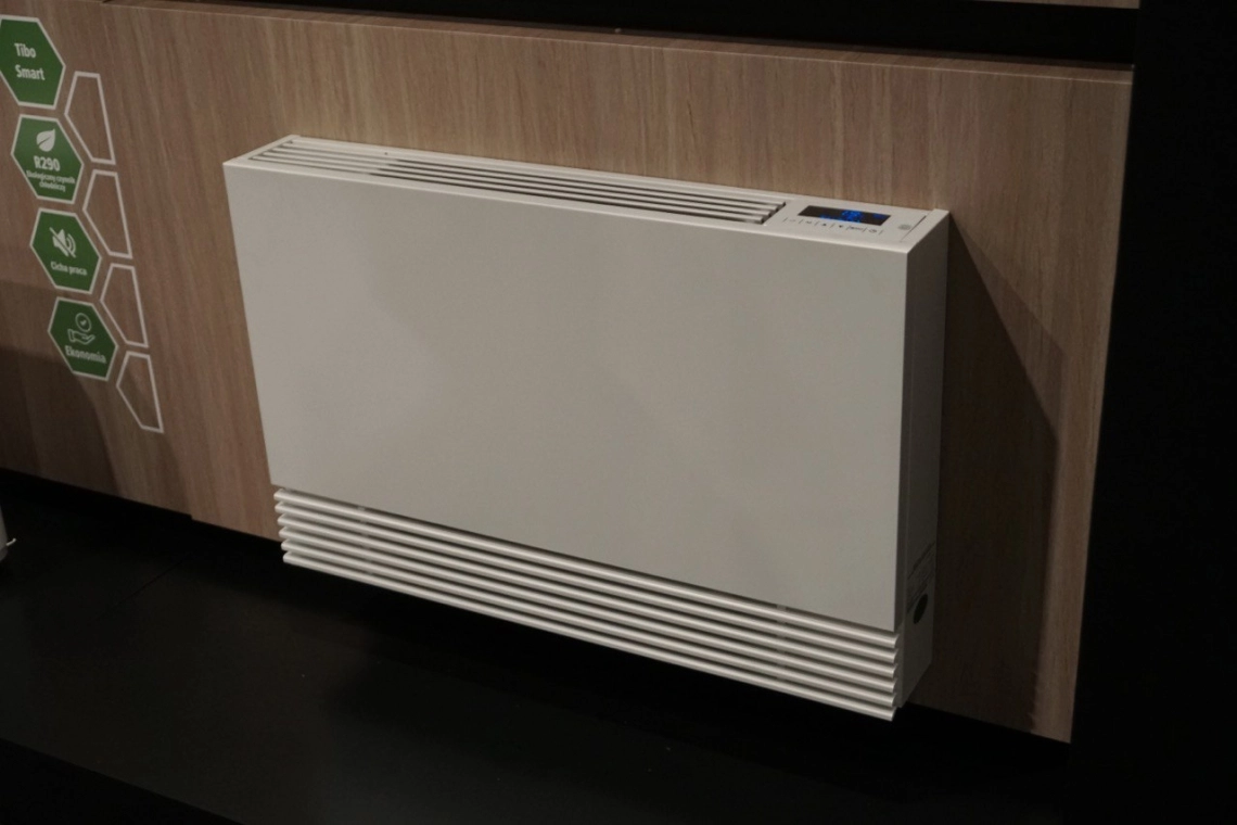 Mycond&#039;s booth at the Warsaw HVAC Expo 2023 showcasing advanced HVAC solutions.