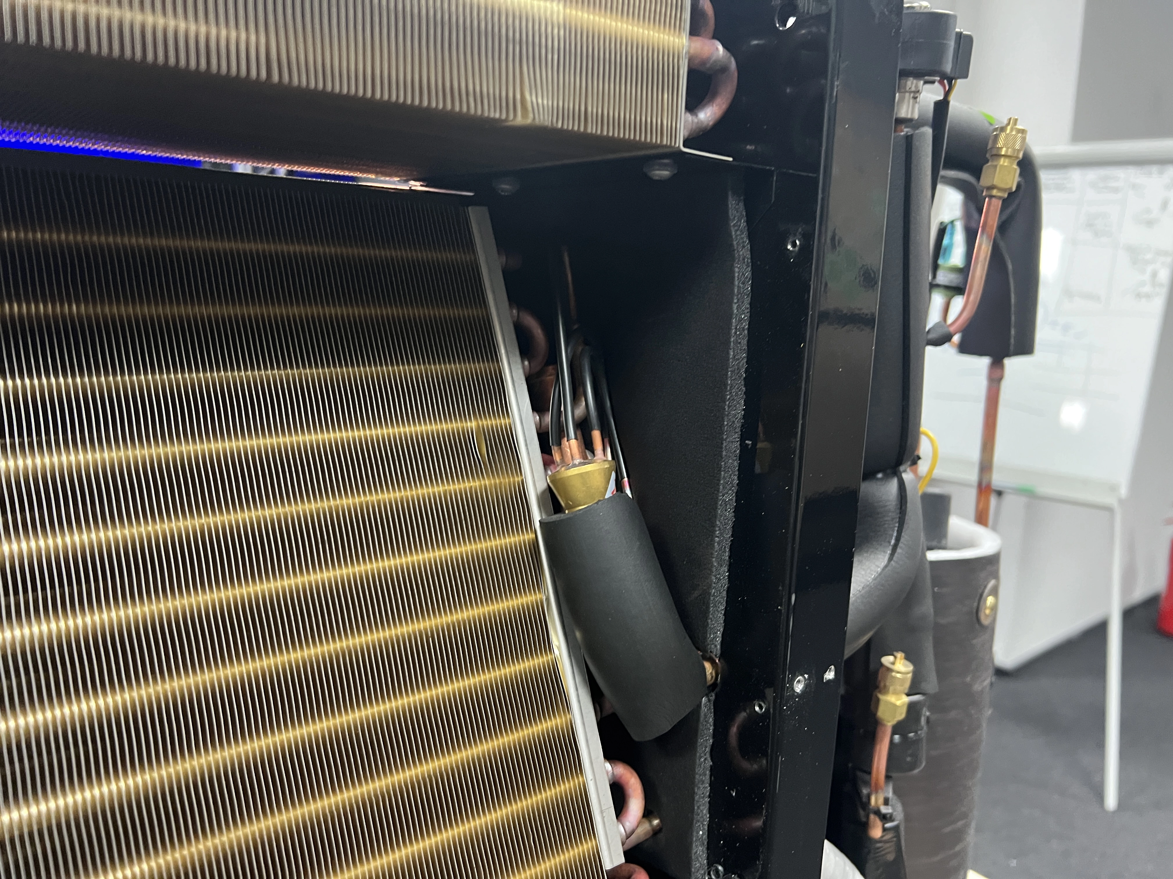 Duct dehumidifier for pools, high reliability resource - Mycond MSHAC