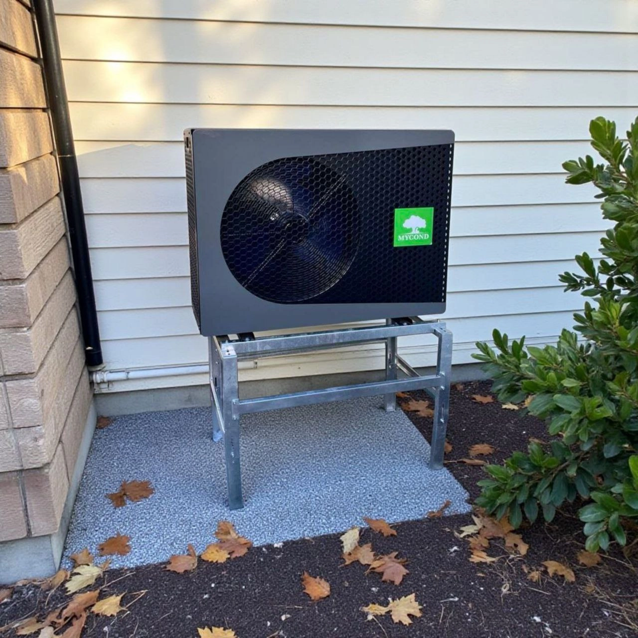 Energy Efficient Monoblock Heat Pump A+++ Mycond BeeThermic