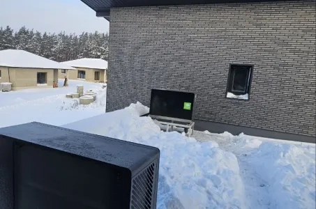 Winter-ready private residence with Mycond BeeSmart Heat Pump System